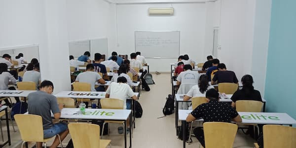 Trung tâm luyện thi đại học tốt nhất dành cho học sinh ở Hà Nội.
