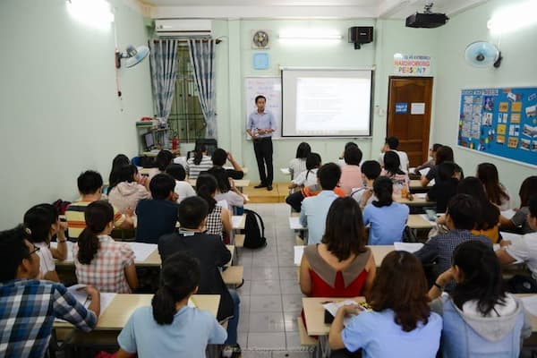 Top 5: Trung tâm luyện thi đại học tại Hà Nội Tô Hoàng.
