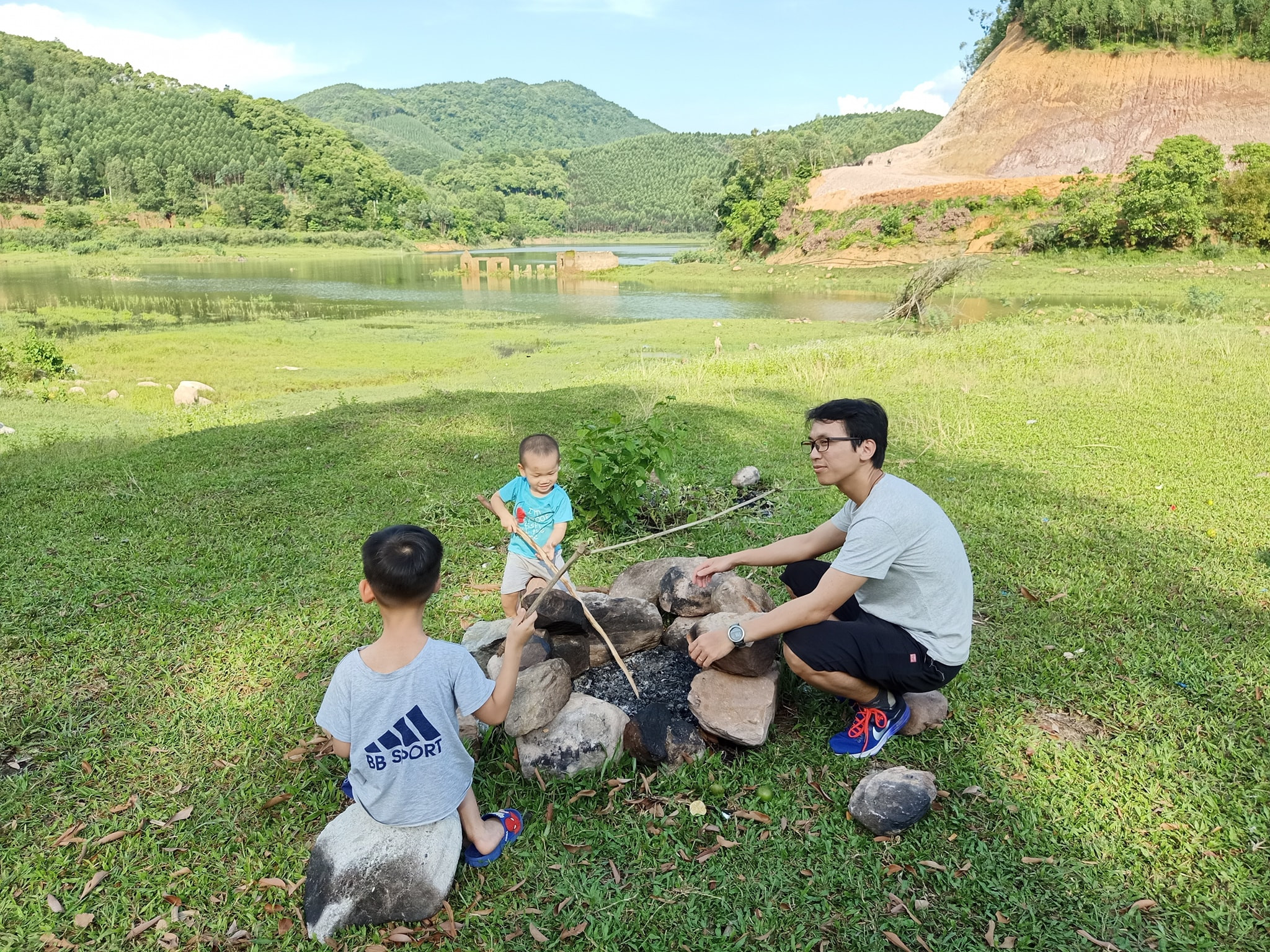 Cắm trại Khu Du Lịch Suối Mỡ