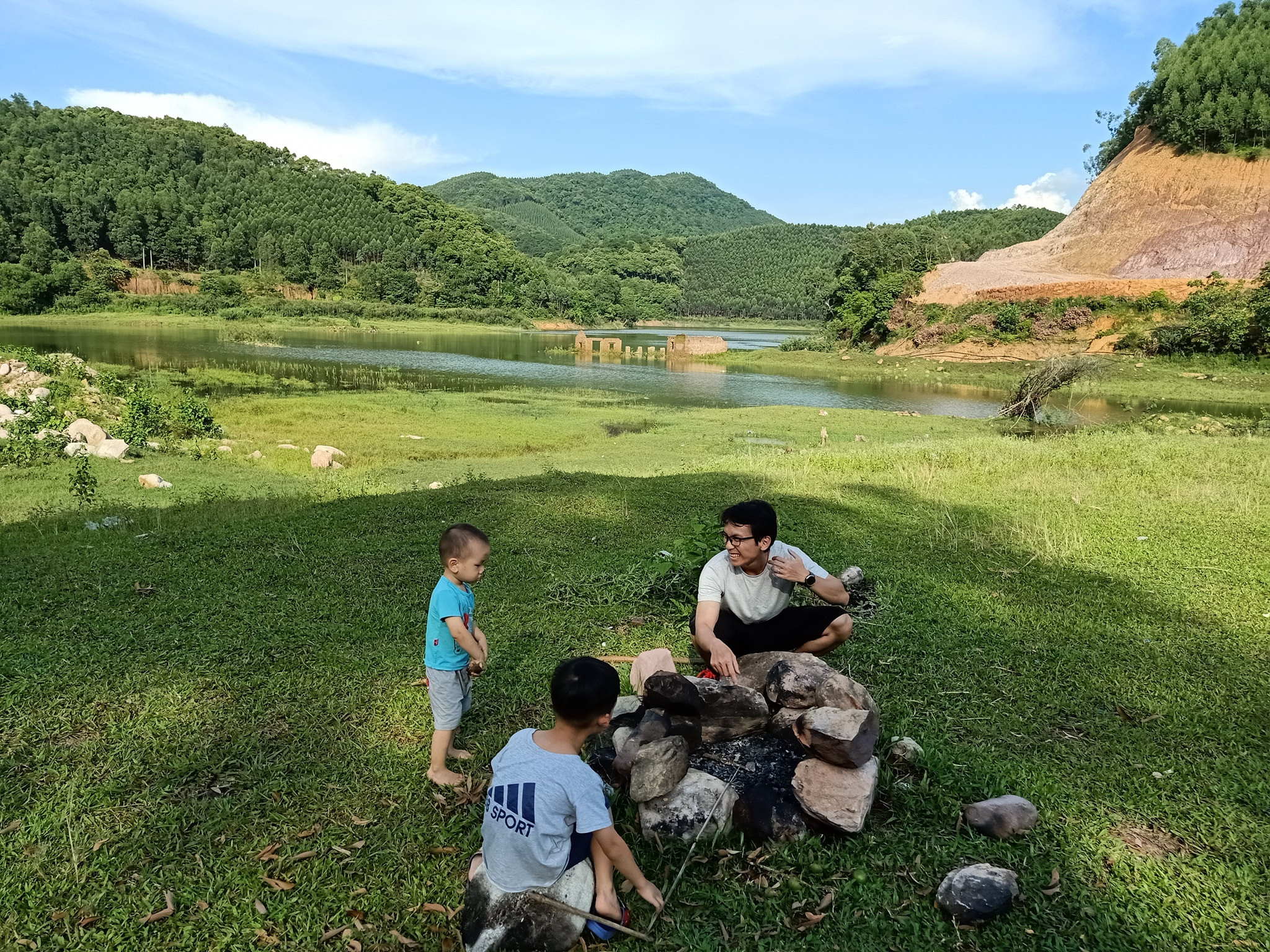 Cắm trại Khu Du Lịch Suối Mỡ