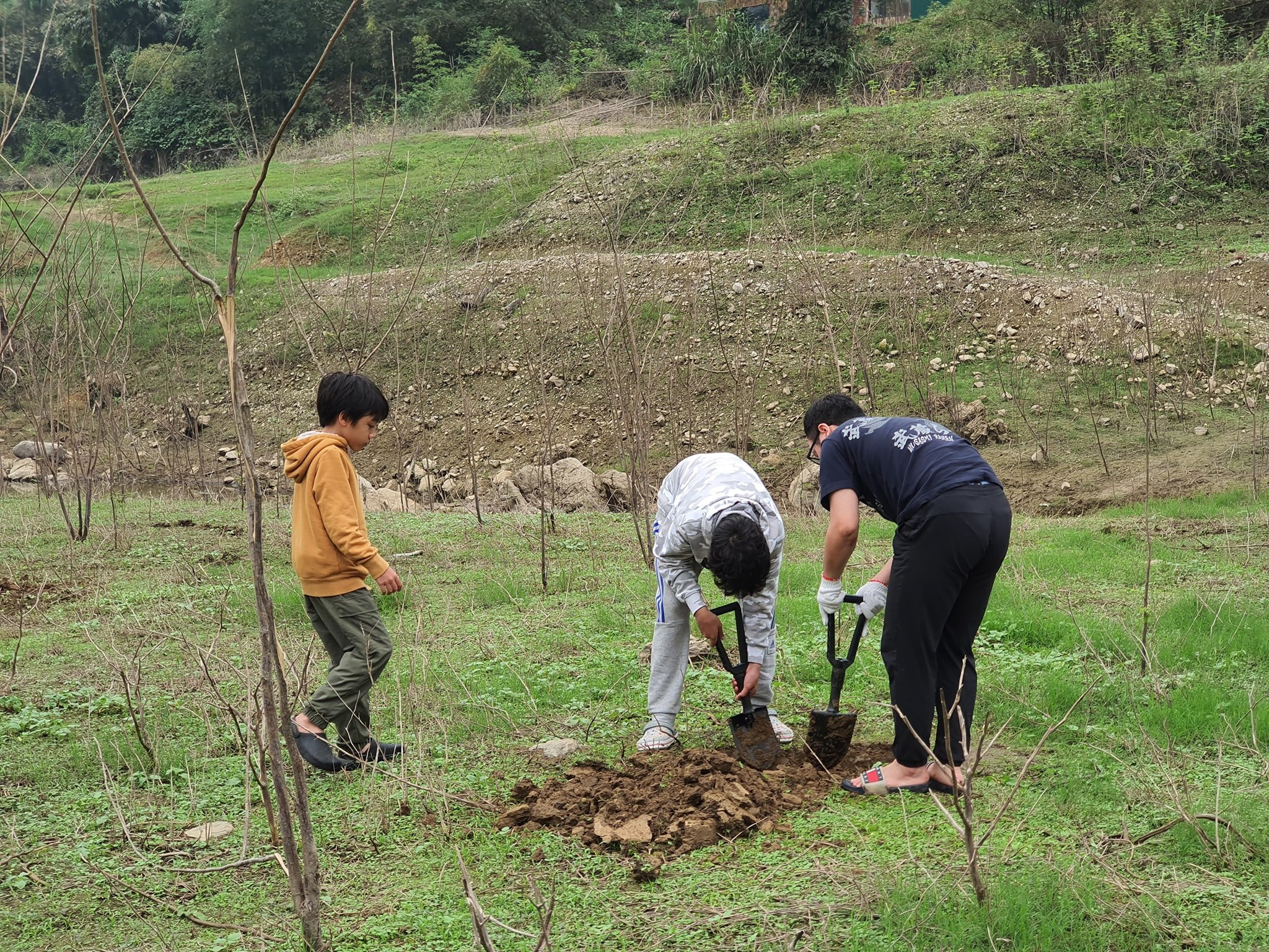 Khu Cắm Trại Hiền Lương - Đà Bắc - Hòa Bình
