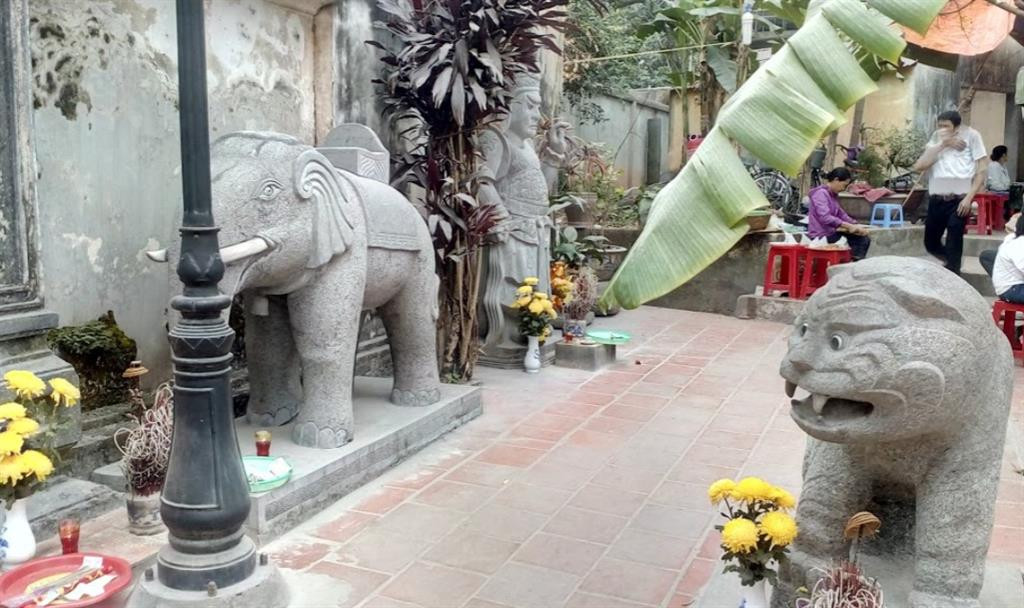 Đền Đức Thánh Cả