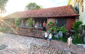 Nhà Truyền Thống