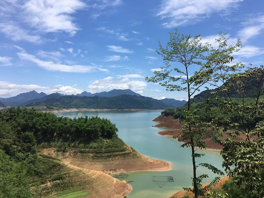 Khu Cắm Trại Ba Khan - Hòa Bình