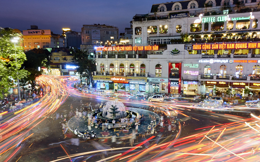 Quảng Trường Đông Kinh Nghĩa Thục