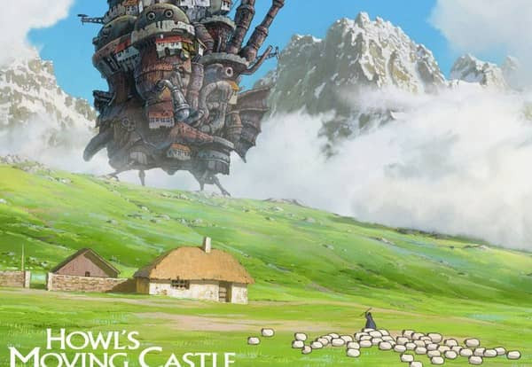 1. Howl's Moving Castle - Lâu đài di động của pháp sư Howl