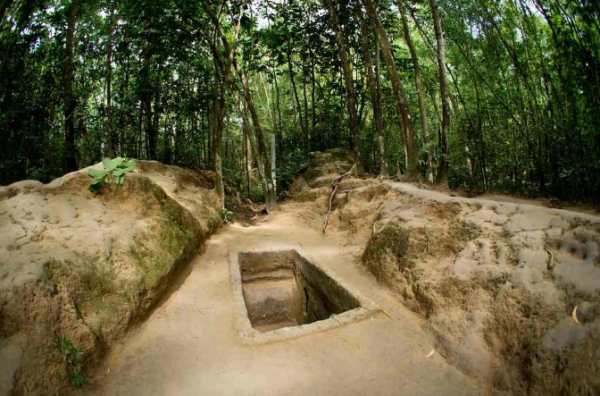 Khu di tích lịch sử Địa Đạo Củ Chi