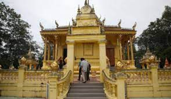 Chùa Bốn Mặt