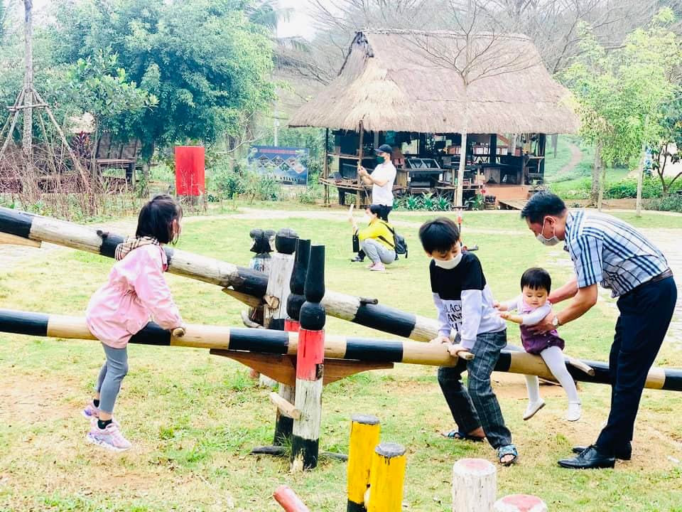 Làng văn hóa các dân tộc Việt Nam