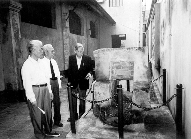 Nhà tù Hỏa Lò