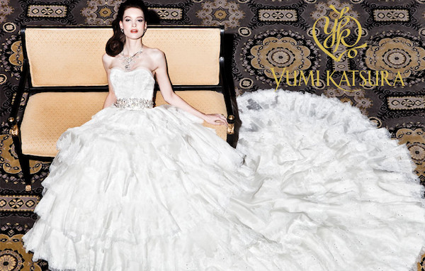 Top 1 Váy kim cương vàng trắng của Yumi Katsura