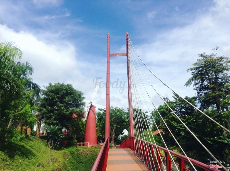 Du Lịch Sinh Thái Đồi Thông