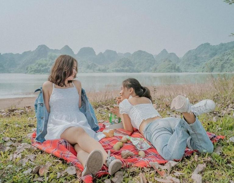 Cắm trại Hồ Quan Sơn