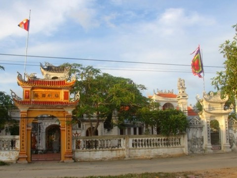 Chùa Quan Lạn