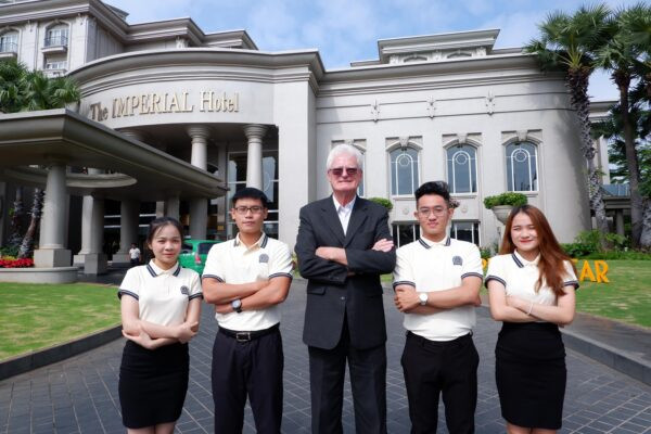Khóa học Quản lý khách sạn - Trường Cao đẳng khách sạn và du lịch quốc tế Imperial