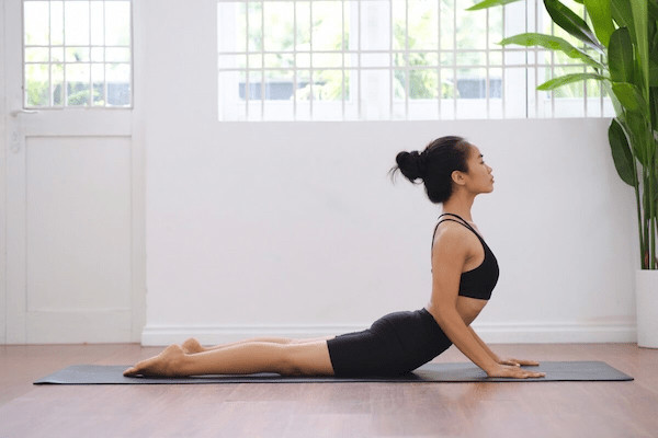 4. Yoga chuẩn gốc cho người mới bắt đầu