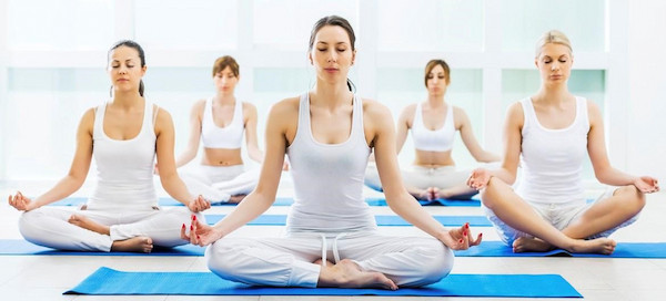 6.  Yoga giảm cân - săn chắc toàn thân