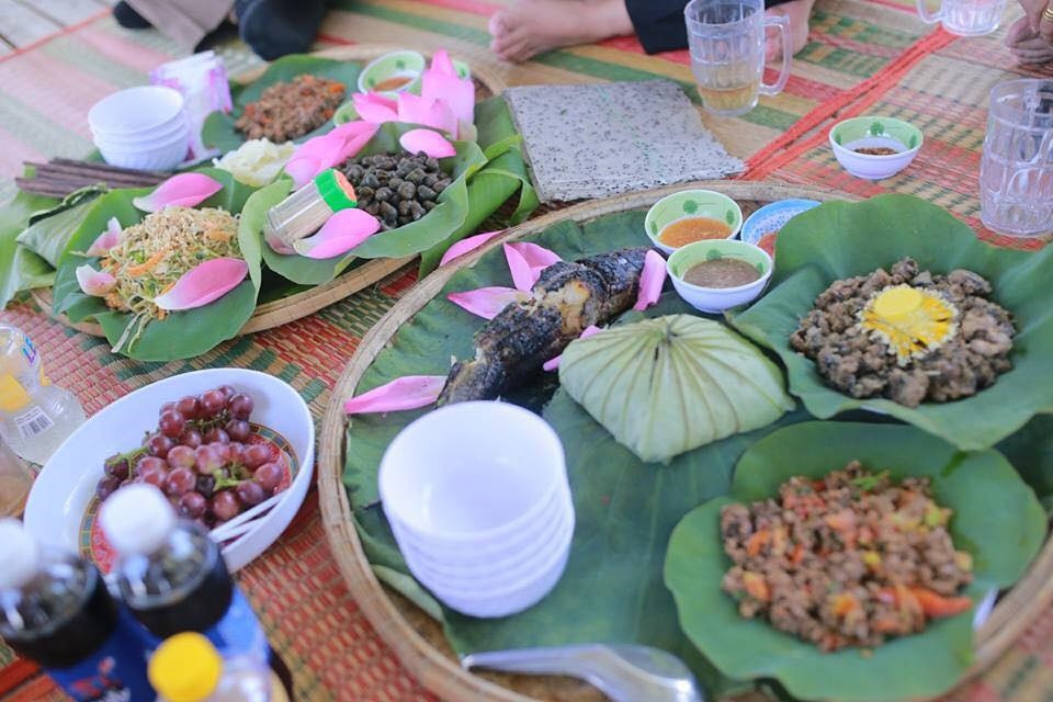 Khu Du Lịch Văn Hoá Sinh Thái Sen Caraih Mỹ Nghiệp (Ecotourism Destinations)