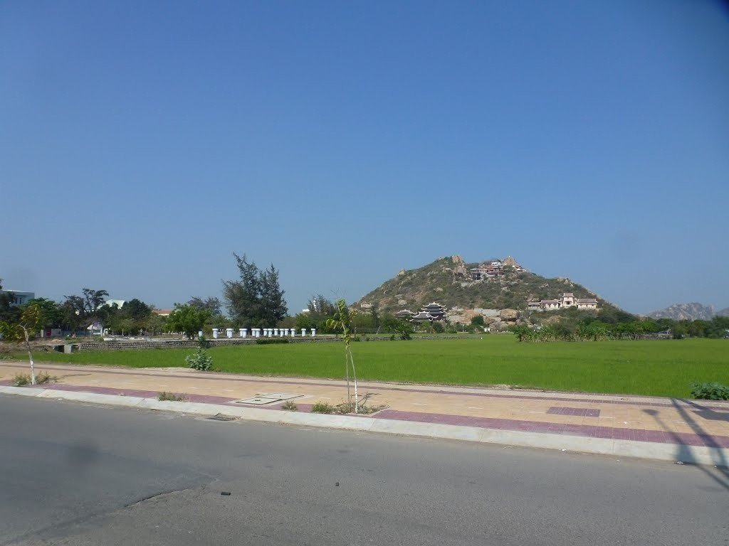 Thiền viện Trúc Lâm Viên Ngộ (Buddhist Temple)