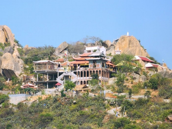 Thiền viện Trúc Lâm Viên Ngộ (Buddhist Temple)