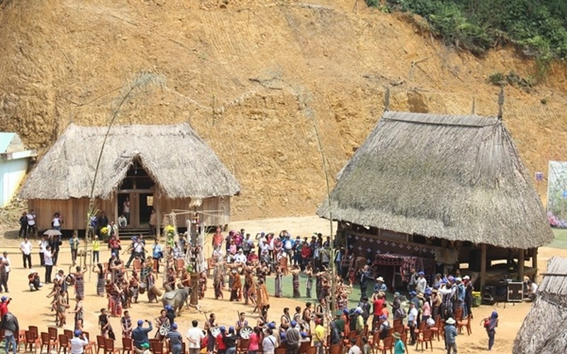 Làng du lịch sinh thái cộng đồng Ta Lang