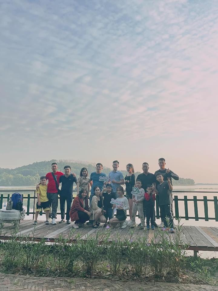 Hàm Rồng Lakeside