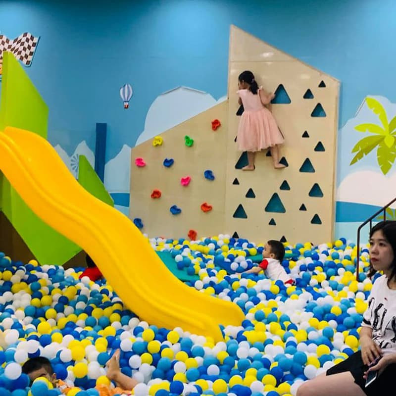 Khu vui chơi Tomato Kid