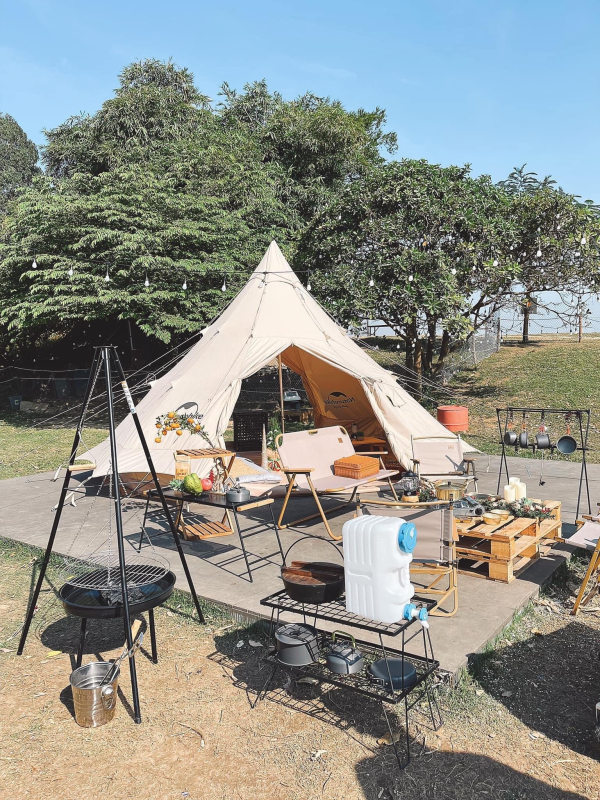 Sixdoong Cafe & Camping