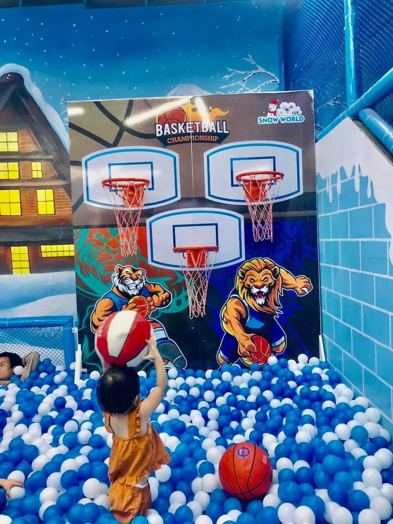 Snow World - Hà Đông