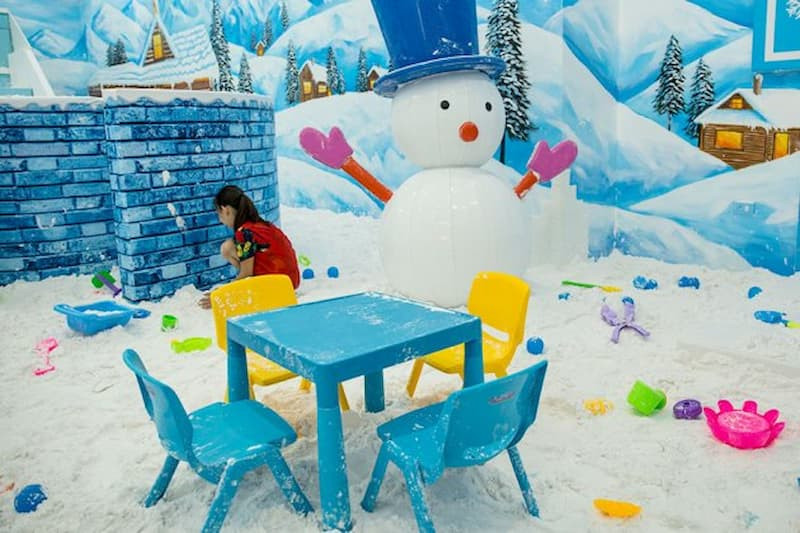 Snow World - Hà Đông