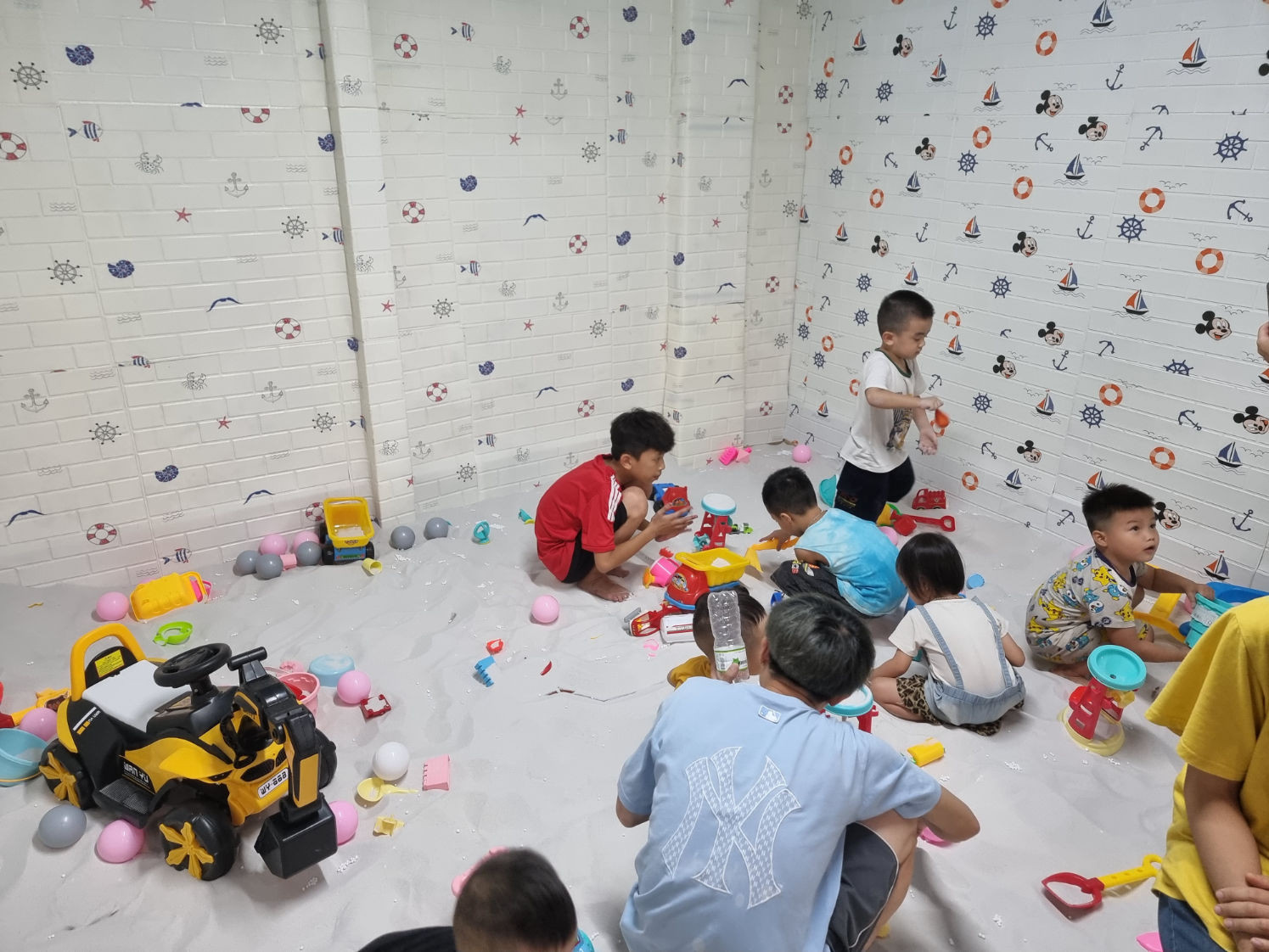 Khu vui chơi giải trí Tin Tin - Hà Hương