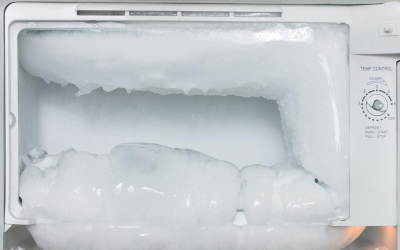 Hiện tượng tủ lạnh bị đóng tuyết có thể đế từ thói quen sử dụng của bạn hoặc do hư hỏng linh kiện bên trong