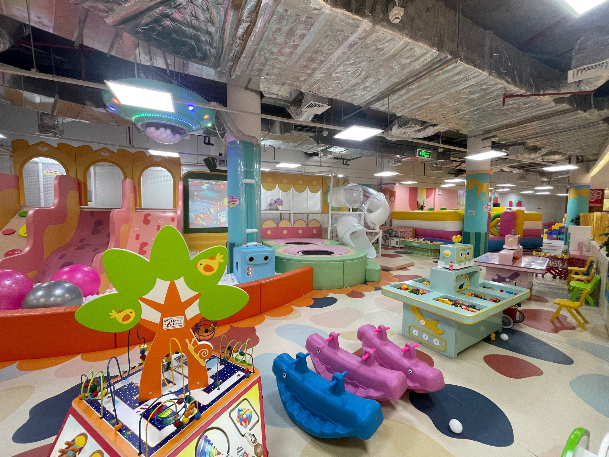 World Game - Vincom Bà Triệu