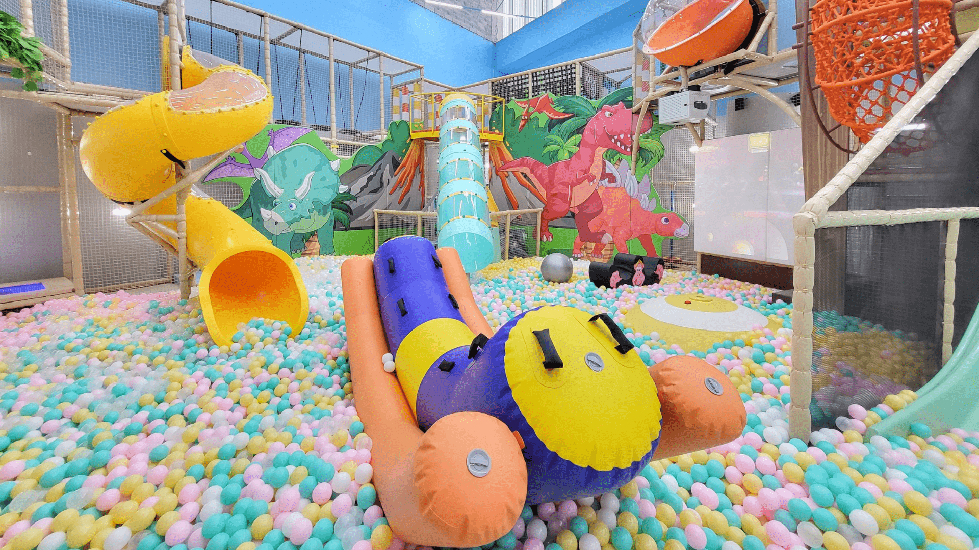 tiNiWorld Hà Nội - Thế giới diệu kỳ dành cho trẻ em