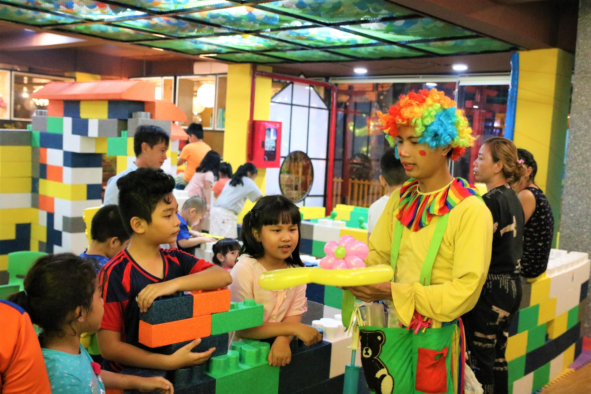 Khu Vui Chơi Ẩm Thực Color Me WoW