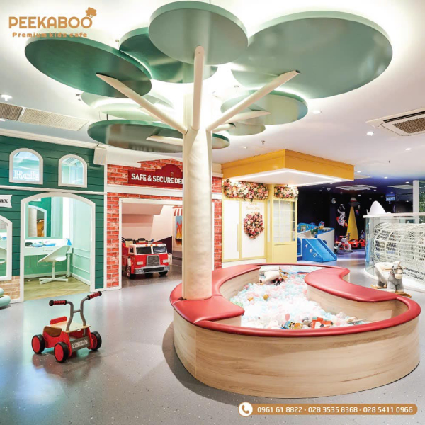 Peekaboo Premium Kids Cafe