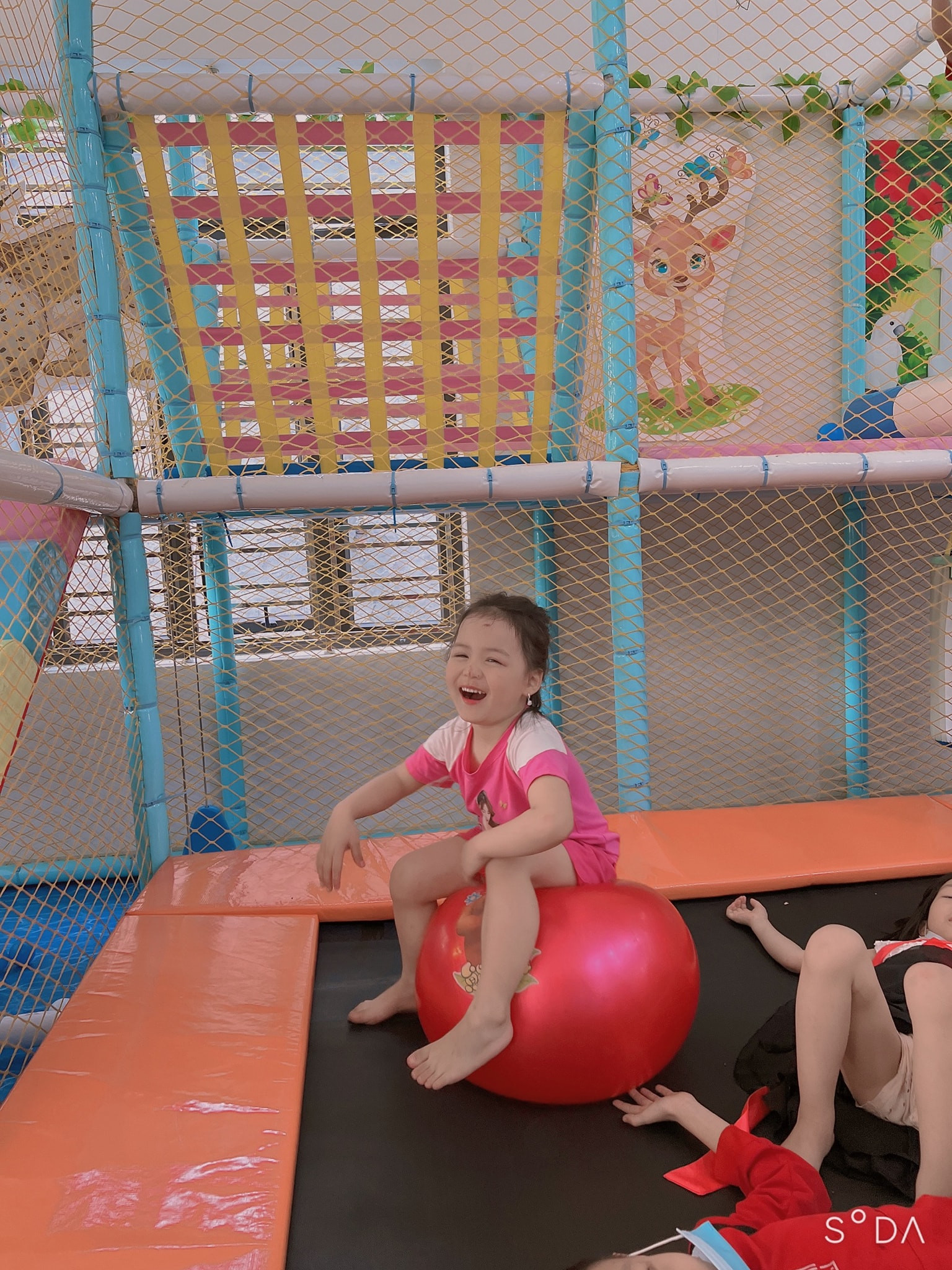 Khu Vui Chơi Trẻ Em QKids