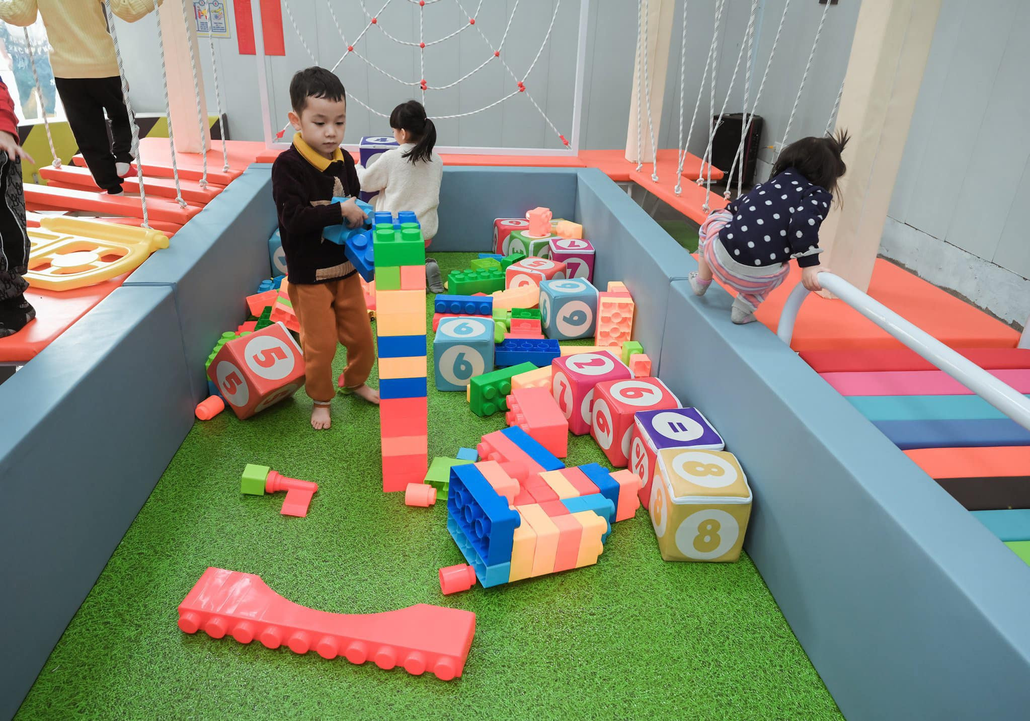 Khu vui chơi Xì Trum