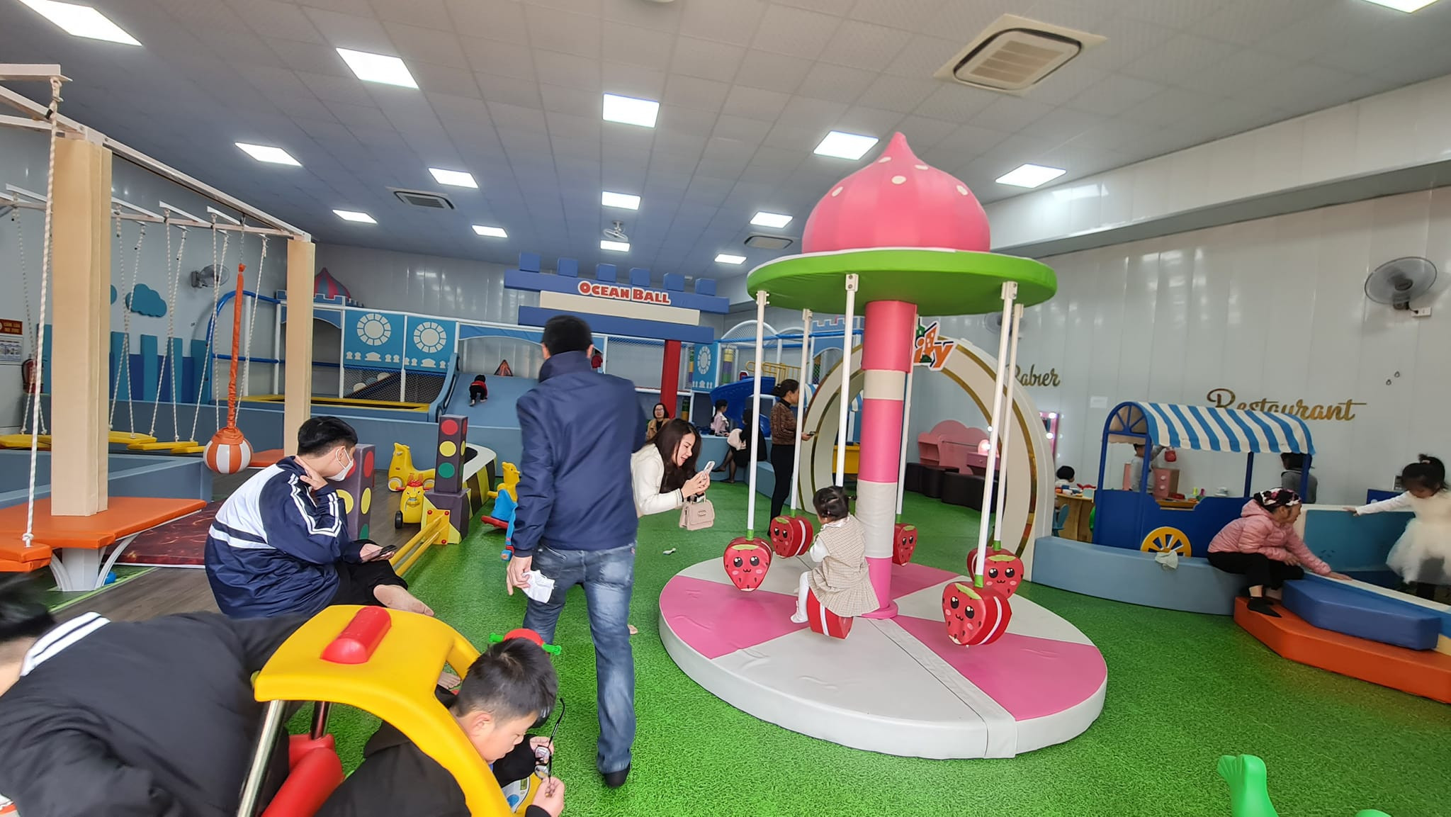 Khu vui chơi Xì Trum