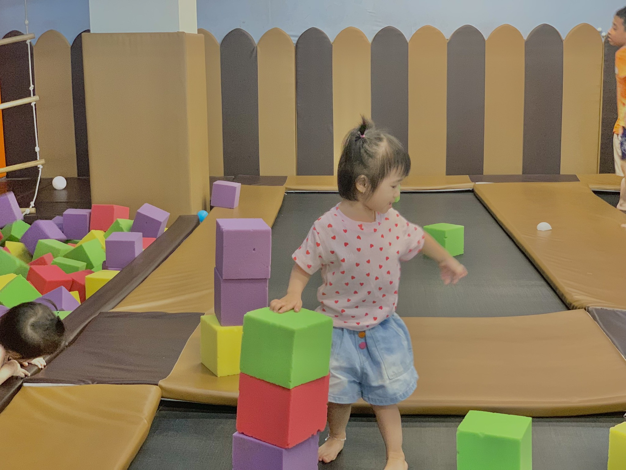 Kid Fun Beverly Hills Hạ Long