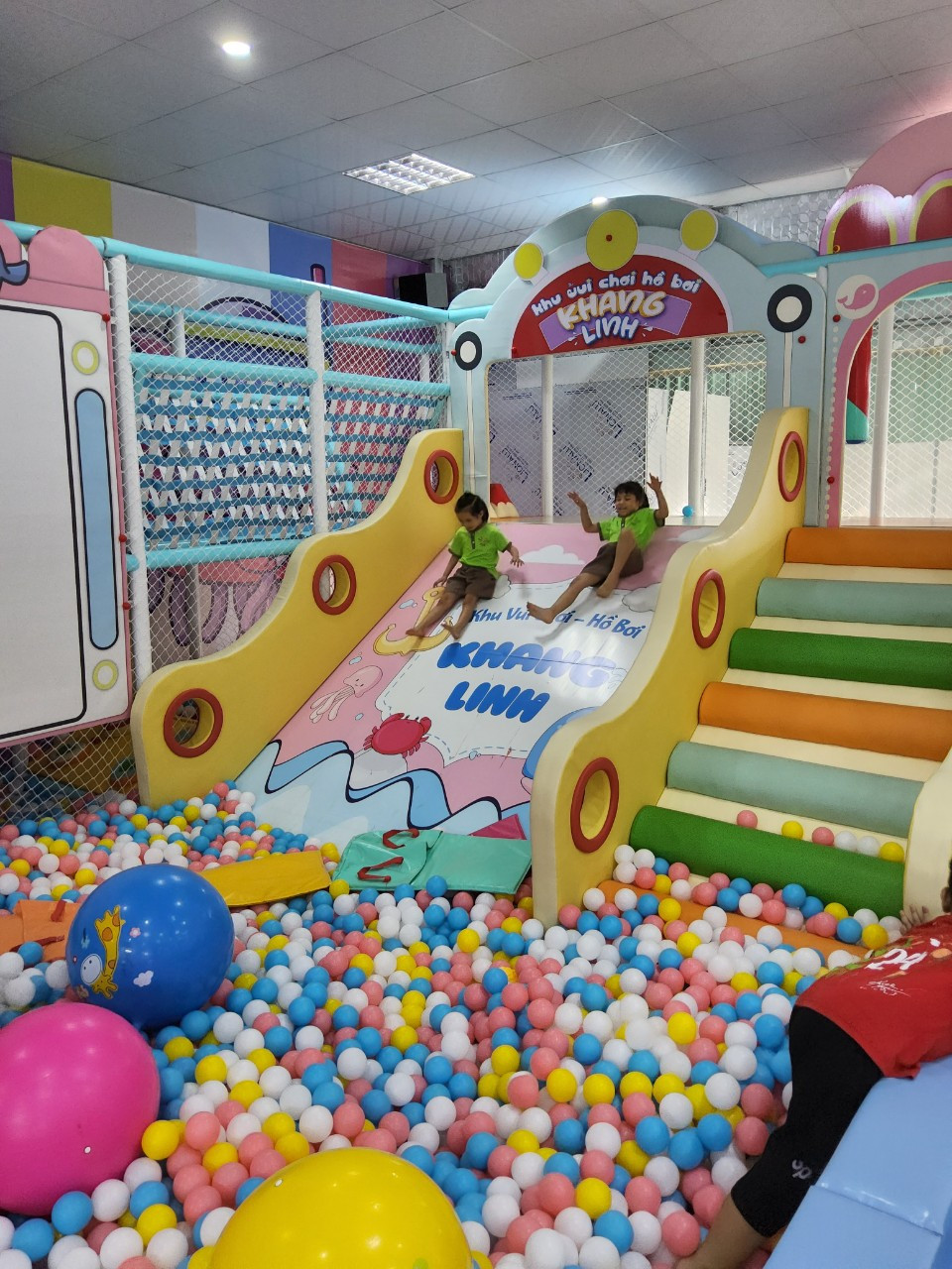 Khu Vui Chơi – Hồ Bơi Khang Linh