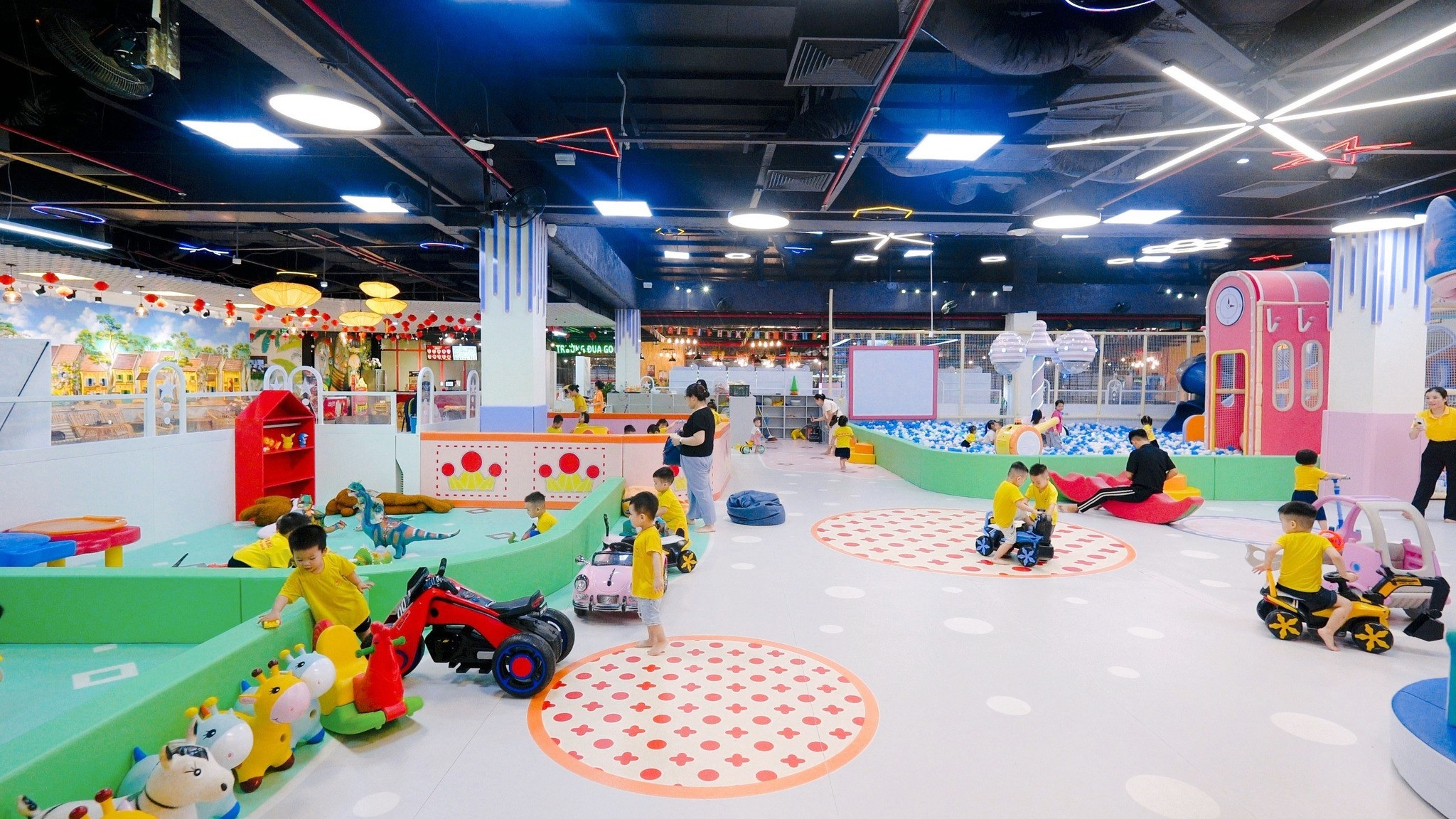 Khu Vui Chơi RACER CITY