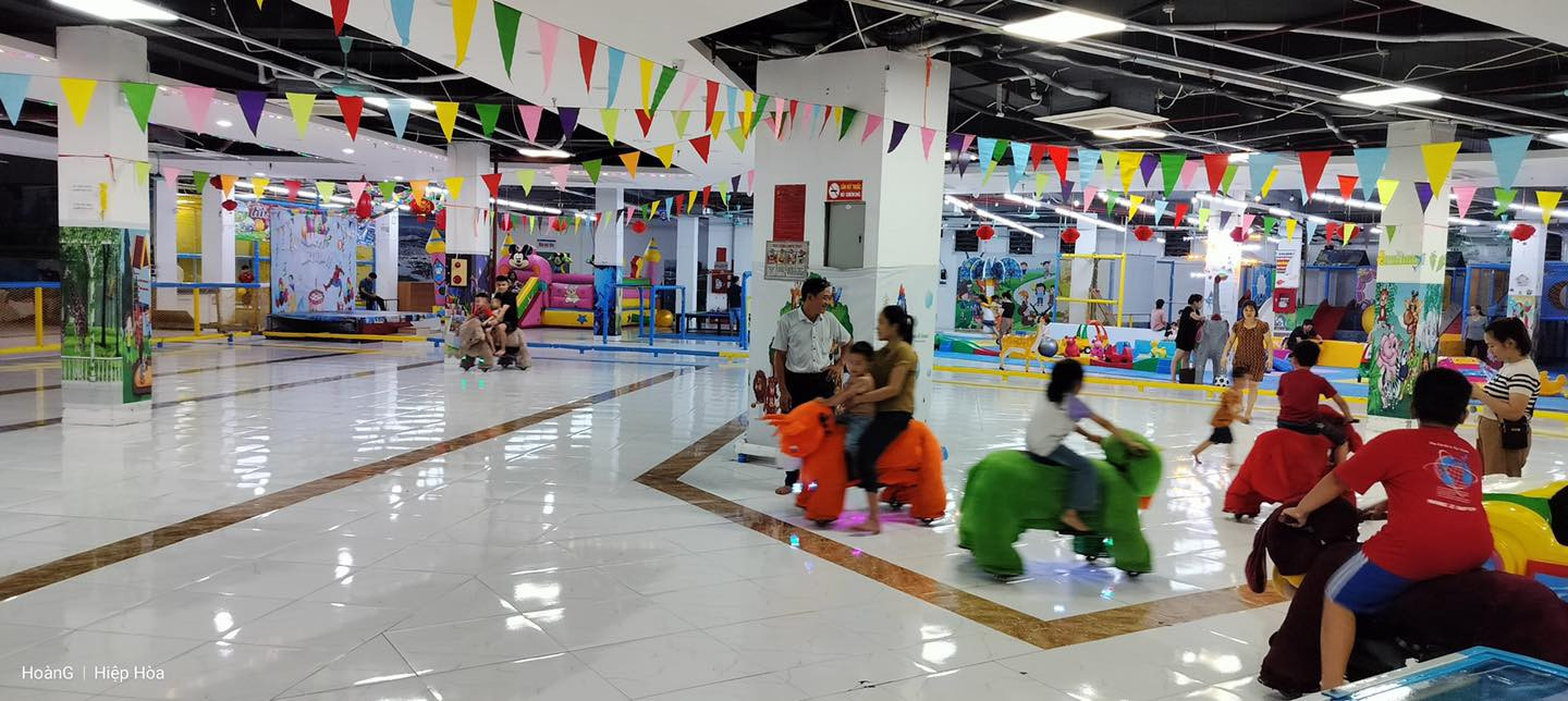 Khu Vui Chơi Golden Mall
