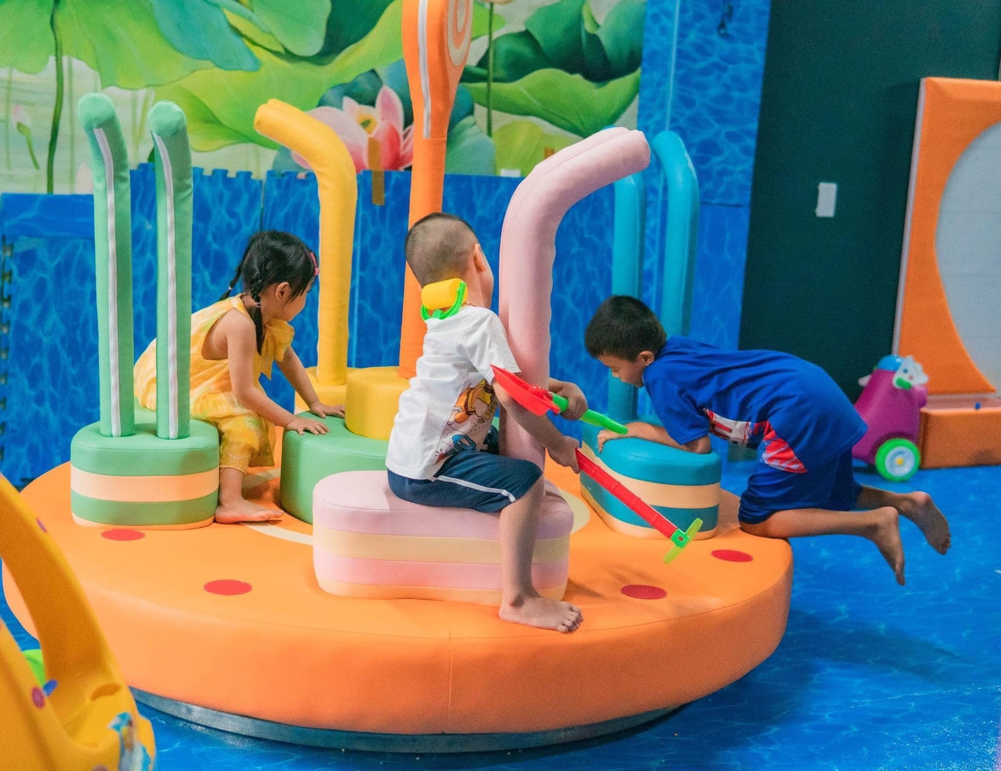 Khu vui chơi trẻ em Rovis Coffee & Tea