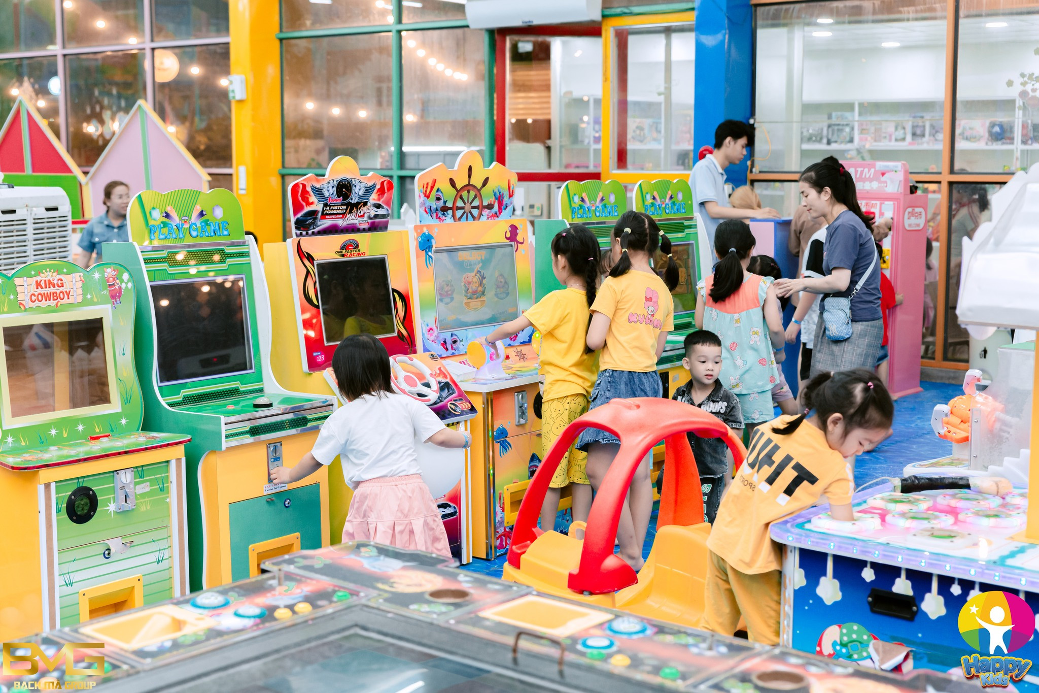 Happy Kids - Mây Garden Coffee