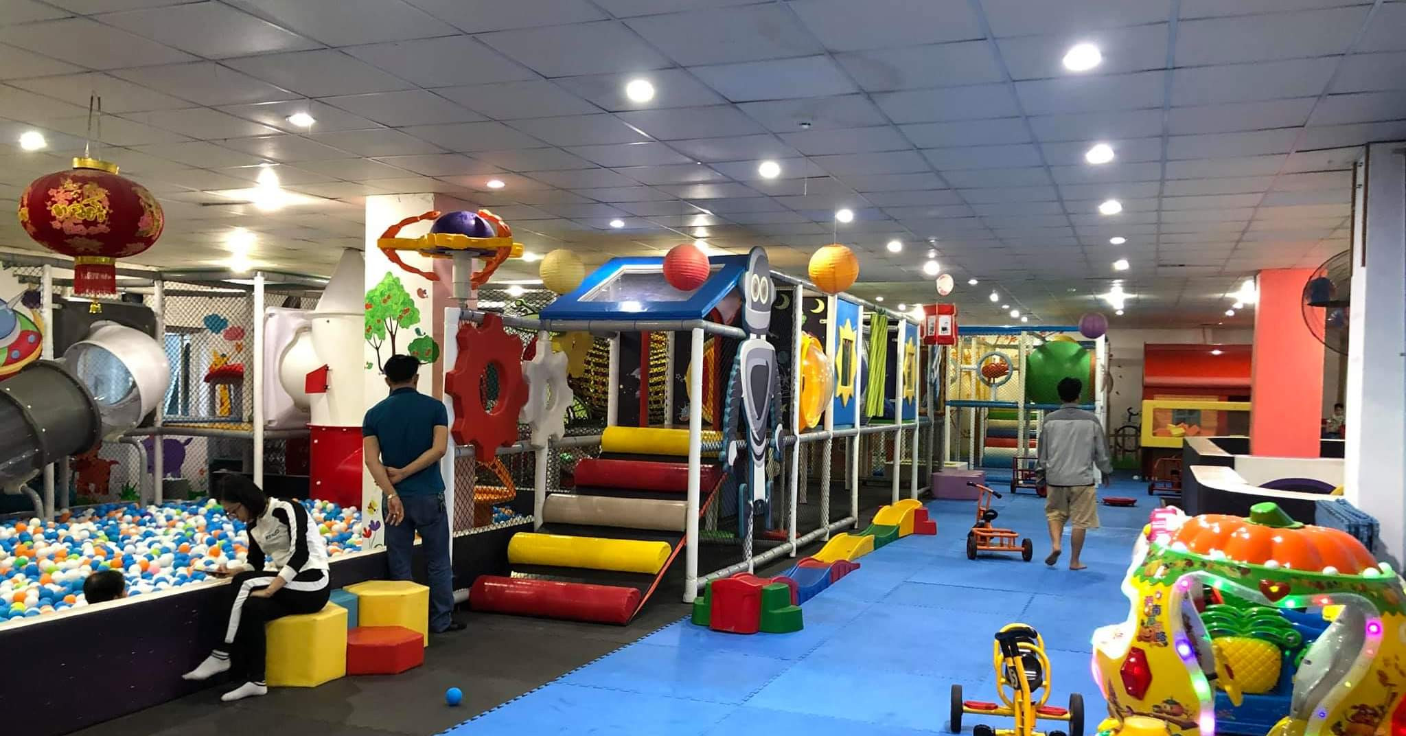 Khu vui chơi trẻ em Lucky Quế Võ