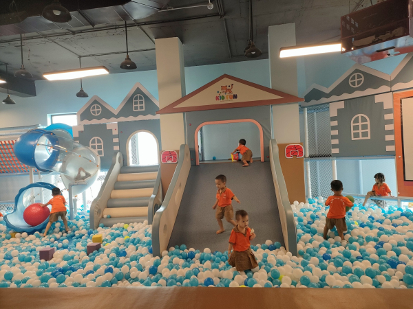 Kid Fun Beverly Hills Hạ Long