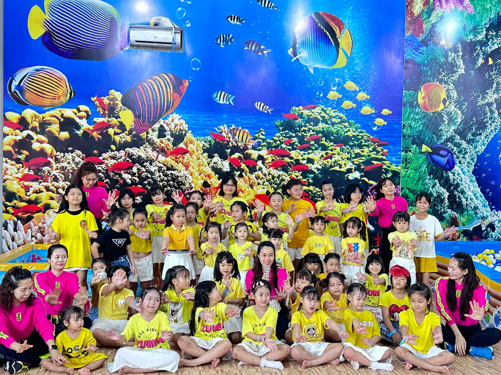 Sazone – Coffee, Pool & Kids zone