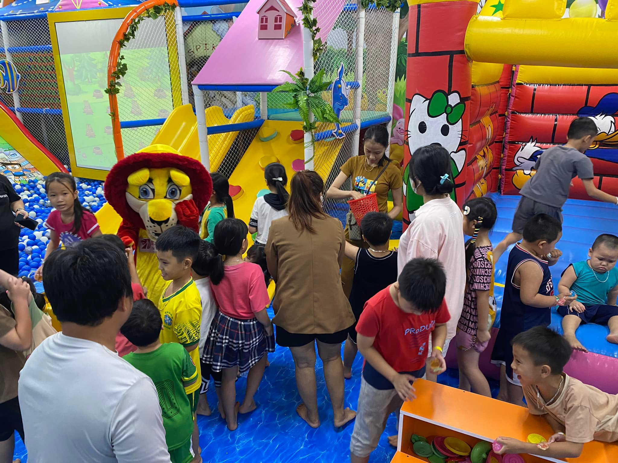 DORAEMON – KHU VUI CHƠI TRẺ EM