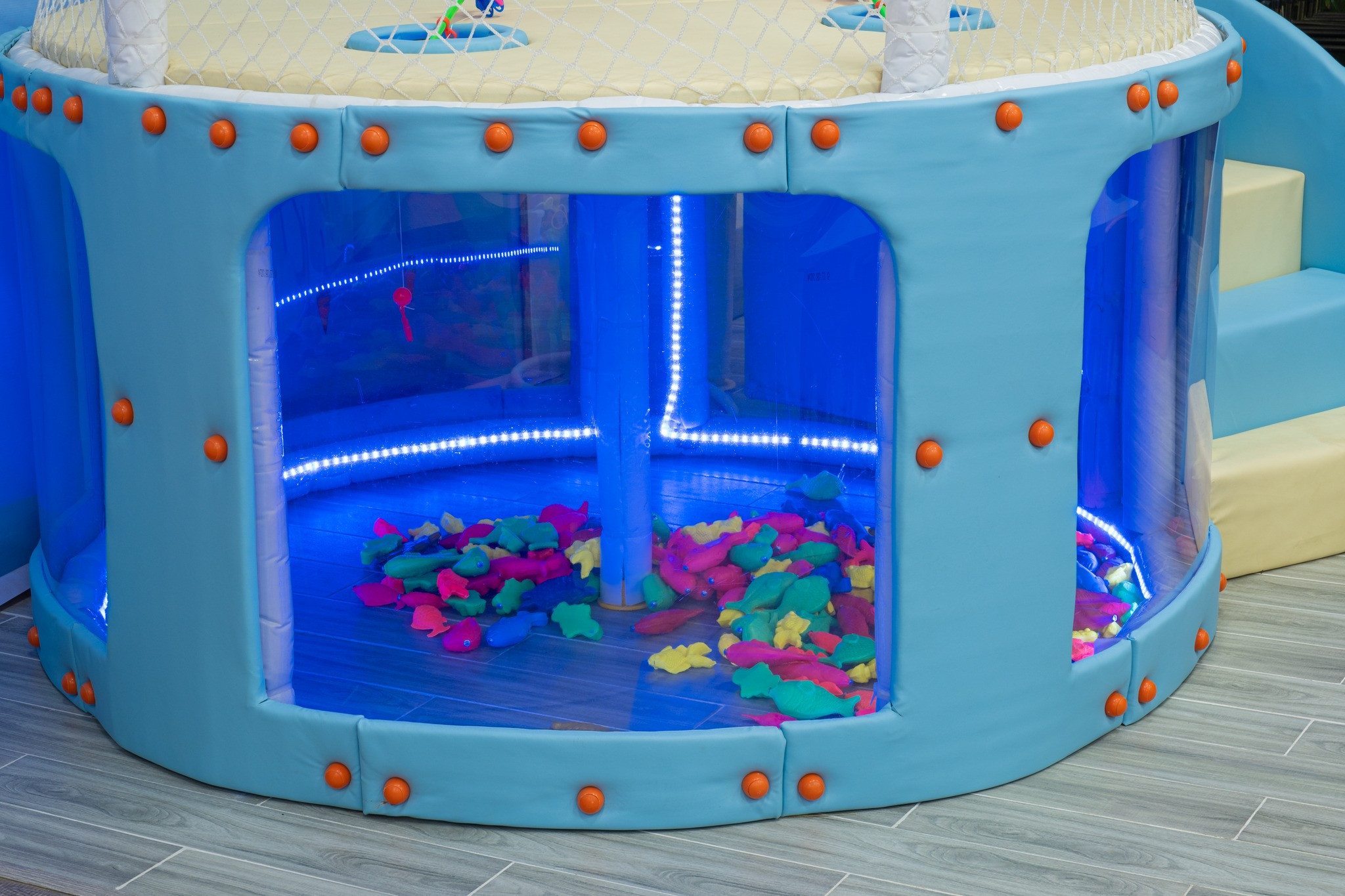 Khu vui chơi trẻ em Happy Town – Phan Thiết, Bình Thuận.